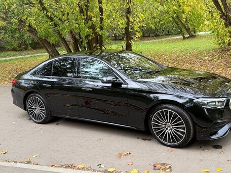 2026 Mercedes-Benz E-Класс 220 d VI (W214, S214), чёрный, вид 5