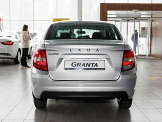 2025 Lada (ВАЗ) Granta I Рестайлинг, серебристый, 1118000 рублей, вид 5