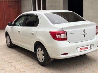 2017 Renault Logan II, белый, 695000 рублей, вид 3