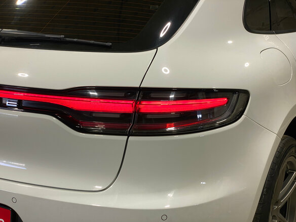 2019 Porsche Macan I Рестайлинг, белый, 3900000 рублей - вид 7