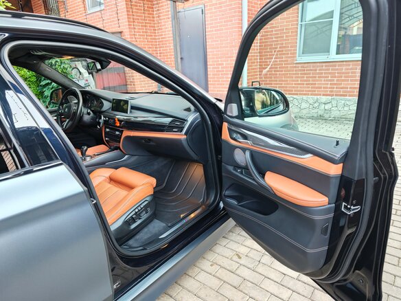 2017 BMW X5 M II (F85), чёрный, 5000000 рублей - вид 18