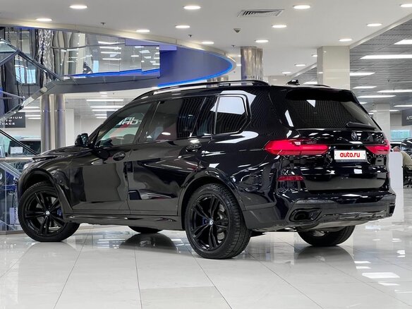 2021 BMW X7 30d I (G07), чёрный, 7200000 рублей - вид 12
