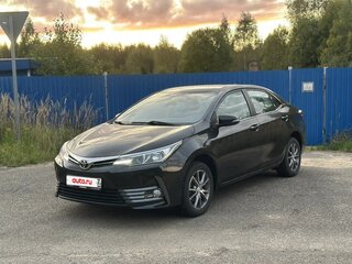 2017 Toyota Corolla XI (E160, E170, E180) Рестайлинг 1, чёрный, 1680000 рублей, вид 1