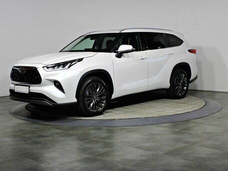 Toyota Highlander IV (XU70)