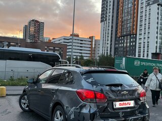 2013 Chevrolet Cruze I Рестайлинг, серый, 750000 рублей, вид 3