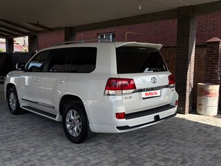 2021 Toyota Land Cruiser 200 Series Рестайлинг 2, белый, 7950000 рублей, вид 5
