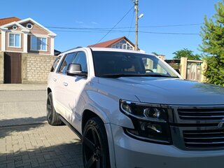2016 Chevrolet Tahoe IV, белый, 2700000 рублей, вид 3