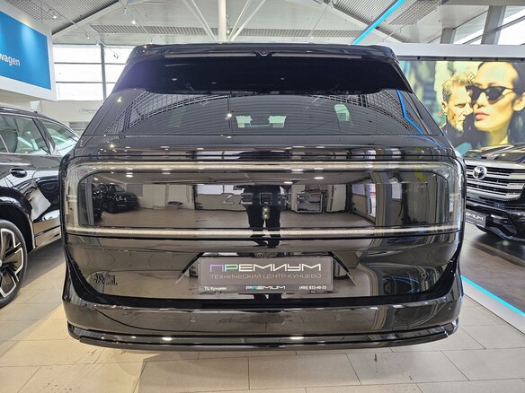 2025 Zeekr 9X 70 kWh, чёрный, 14990000 рублей - вид 33