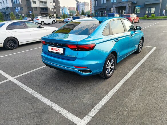 2023 Geely Emgrand II, синий, 1400000 рублей - вид 5
