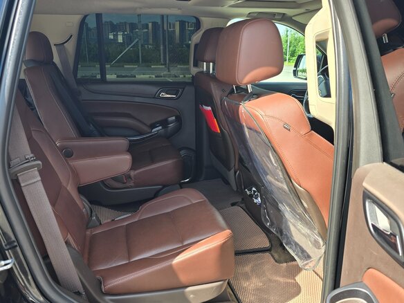 2016 Chevrolet Tahoe IV, чёрный, 3350000 рублей - вид 11