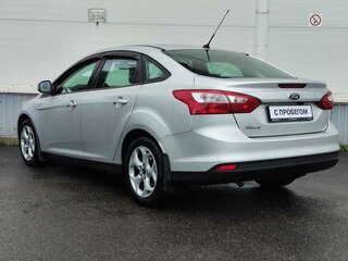 2012 Ford Focus III, серебристый, 585000 рублей, вид 5