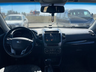 2015 Kia Sorento II Рестайлинг, белый, 1799990 рублей, вид 3