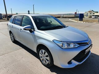 2016 Toyota Corolla Fielder XI (E160, E170, E180) Рестайлинг 1, серый, 1200000 рублей, вид 4