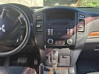 2007 Mitsubishi Pajero IV, чёрный, 1600000 рублей, вид 2