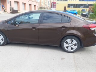 2019 Kia Cerato III Рестайлинг (Classic), коричневый, 1600000 рублей, вид 5