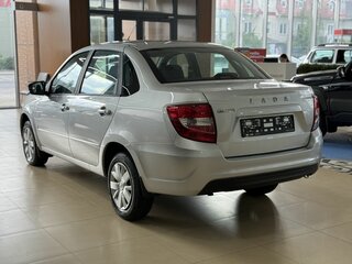 2026 Lada (ВАЗ) Granta I Рестайлинг, серебристый, 1121000 рублей, вид 4