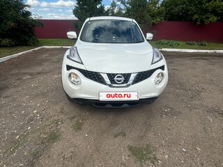 2016 Nissan Juke I Рестайлинг, белый, 1400000 рублей, вид 2