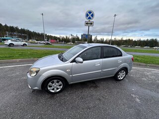 2010 Kia Rio II Рестайлинг, серый, 550000 рублей, вид 3
