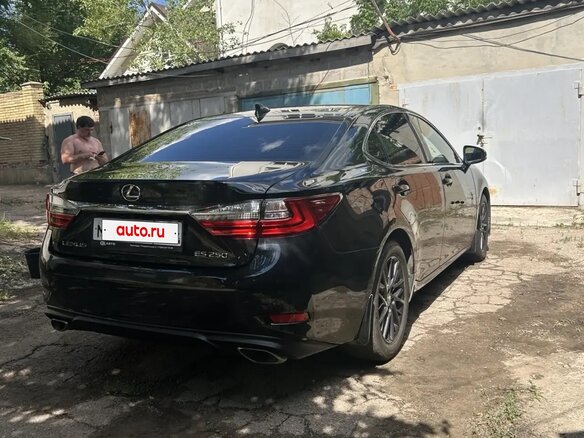 2017 Lexus ES 250 VI Рестайлинг, чёрный, 3500000 рублей - вид 6