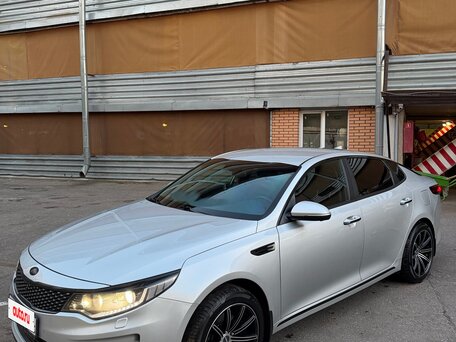 2018 Kia Optima IV, серебристый, 1750000 рублей, вид 1