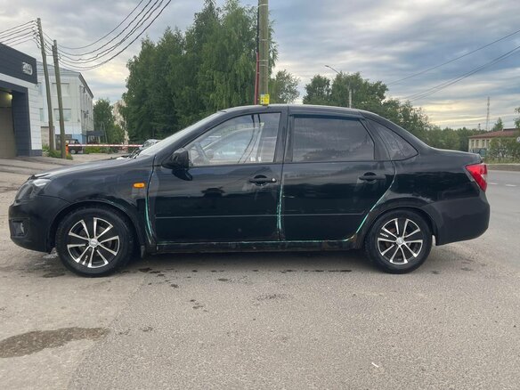 2012 Lada (ВАЗ) Granta I, чёрный, 160000 рублей - вид 5