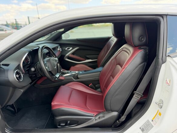 2019 Chevrolet Camaro VI Рестайлинг, белый, 2250000 рублей - вид 29