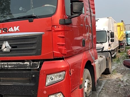 2023 Sinotruk Sitrak C7H, красный, 3040000 рублей, вид 1