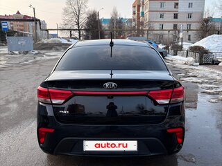 2017 Kia Rio IV, чёрный, 1200000 рублей, вид 5