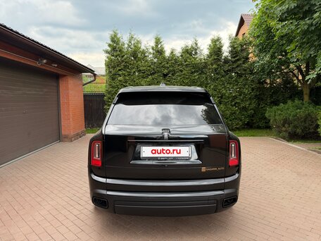 2019 Rolls-Royce Cullinan I (Series I), чёрный, 31000000 рублей, вид 4
