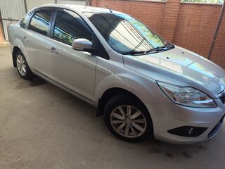 2009 Ford Focus II Рестайлинг, серебристый, 560000 рублей, вид 4