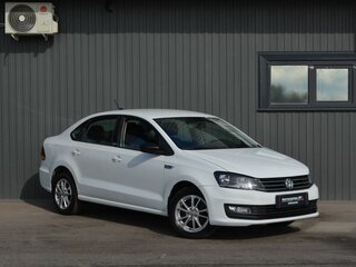2017 Volkswagen Polo V Рестайлинг, белый, 799888 рублей, вид 4