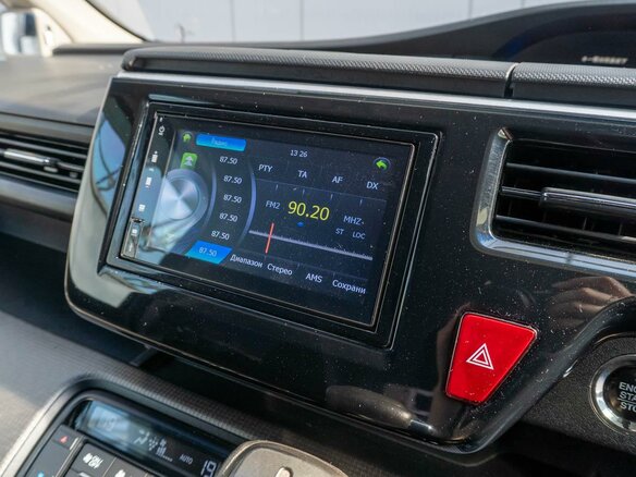 2015 Honda Stepwgn V, чёрный - вид 15