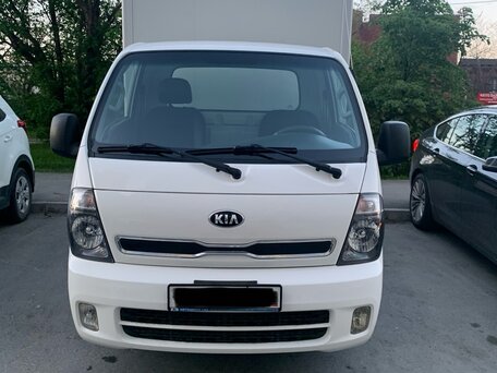 2013 Kia Bongo, белый, 1045000 рублей, вид 4