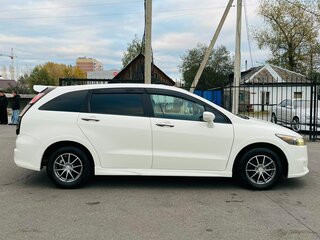 2010 Honda Stream II Рестайлинг, белый, 1199000 рублей, вид 5