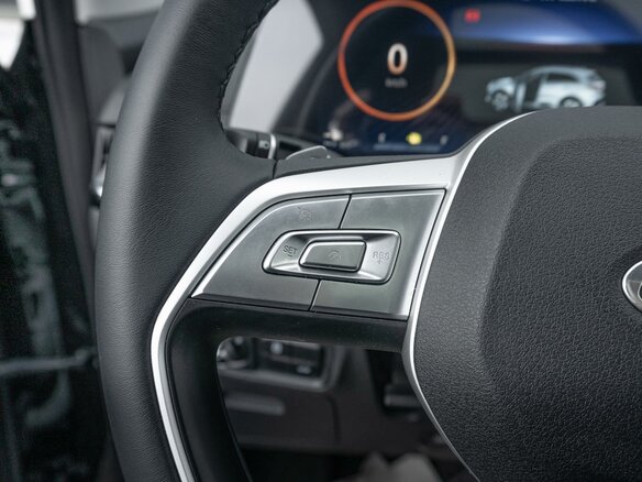 2024 JAC JS6, чёрный, 2399000 рублей - вид 15