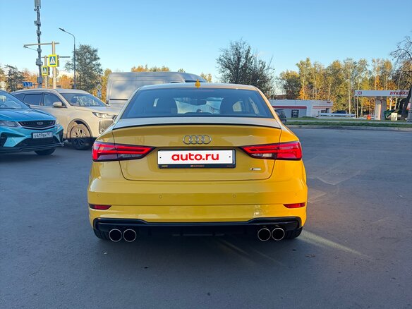 2016 Audi A3 III (8V) Рестайлинг, жёлтый - вид 2