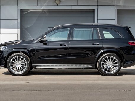 2026 Mercedes-Benz GLS 450 II (X167) Рестайлинг, чёрный, 16290000 рублей, вид 5