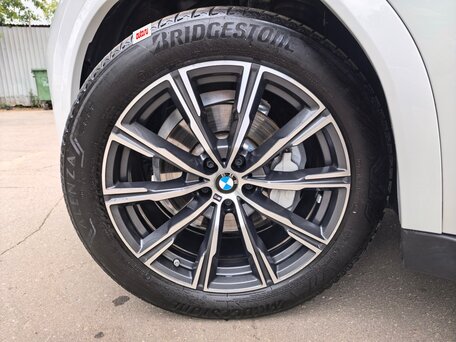 2024 BMW X6 30i III (G06) Рестайлинг, белый, 8990000 рублей, вид 5