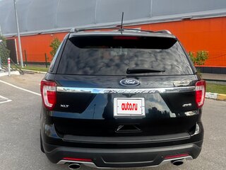 2018 Ford Explorer V Рестайлинг 2, чёрный, 2370000 рублей, вид 5