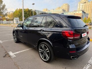 2014 BMW X5 50i III (F15), синий, 3450000 рублей, вид 4