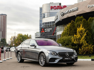 2017 Mercedes-Benz E-Класс 200 V (W213, S213, C238), серебристый, 2538000 рублей, вид 2