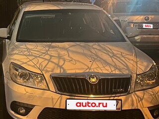 2012 Skoda Octavia RS II Рестайлинг, белый, 1400000 рублей, вид 4