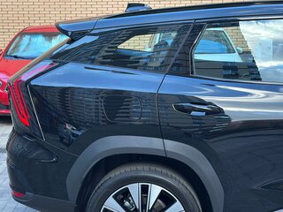 2026 Geely Atlas II, чёрный, 2999997 рублей, вид 3
