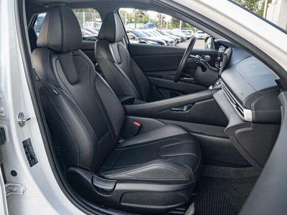 2023 Hyundai Elantra N Line VII (CN7) Рестайлинг, белый - вид 7
