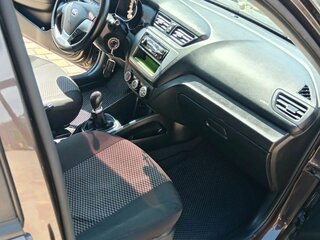2017 Kia Rio III Рестайлинг, коричневый, 1150000 рублей, вид 5