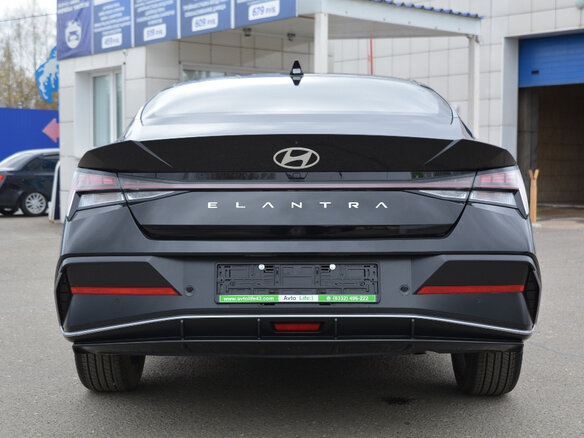 2026 Hyundai Elantra VII (CN7) Рестайлинг, чёрный, 2199000 рублей - вид 5