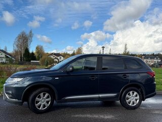 2018 Mitsubishi Outlander III Рестайлинг 3, синий, 1800000 рублей, вид 4