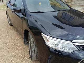 2018 Toyota Camry VII (XV50) Рестайлинг 2, чёрный, 1400000 рублей, вид 1