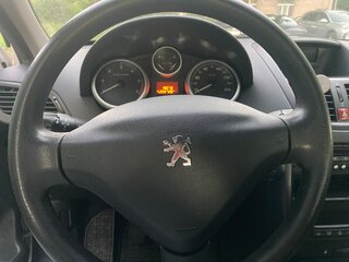 2008 Peugeot 207 I, белый, 450000 рублей, вид 4