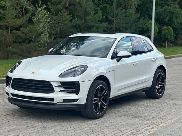 2021 Porsche Macan S I Рестайлинг, белый, 4500000 рублей - вид 1